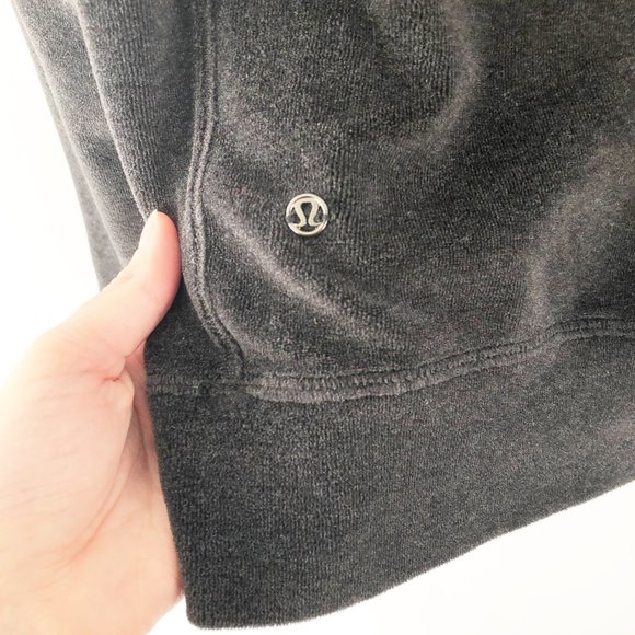 Lululemon Every Moment Crew Heathered Black Velvet Velour Cropped Sweatshirt - Picture 8 of 10